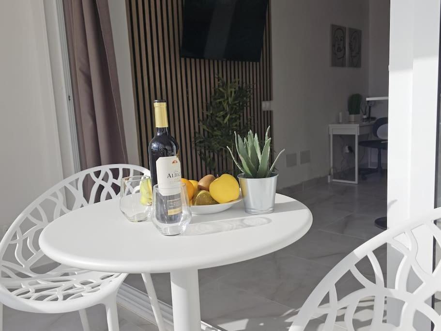 Verdiales Sunset Terrace. Balcony , Seasonal Pool And Great Views. Appartement
